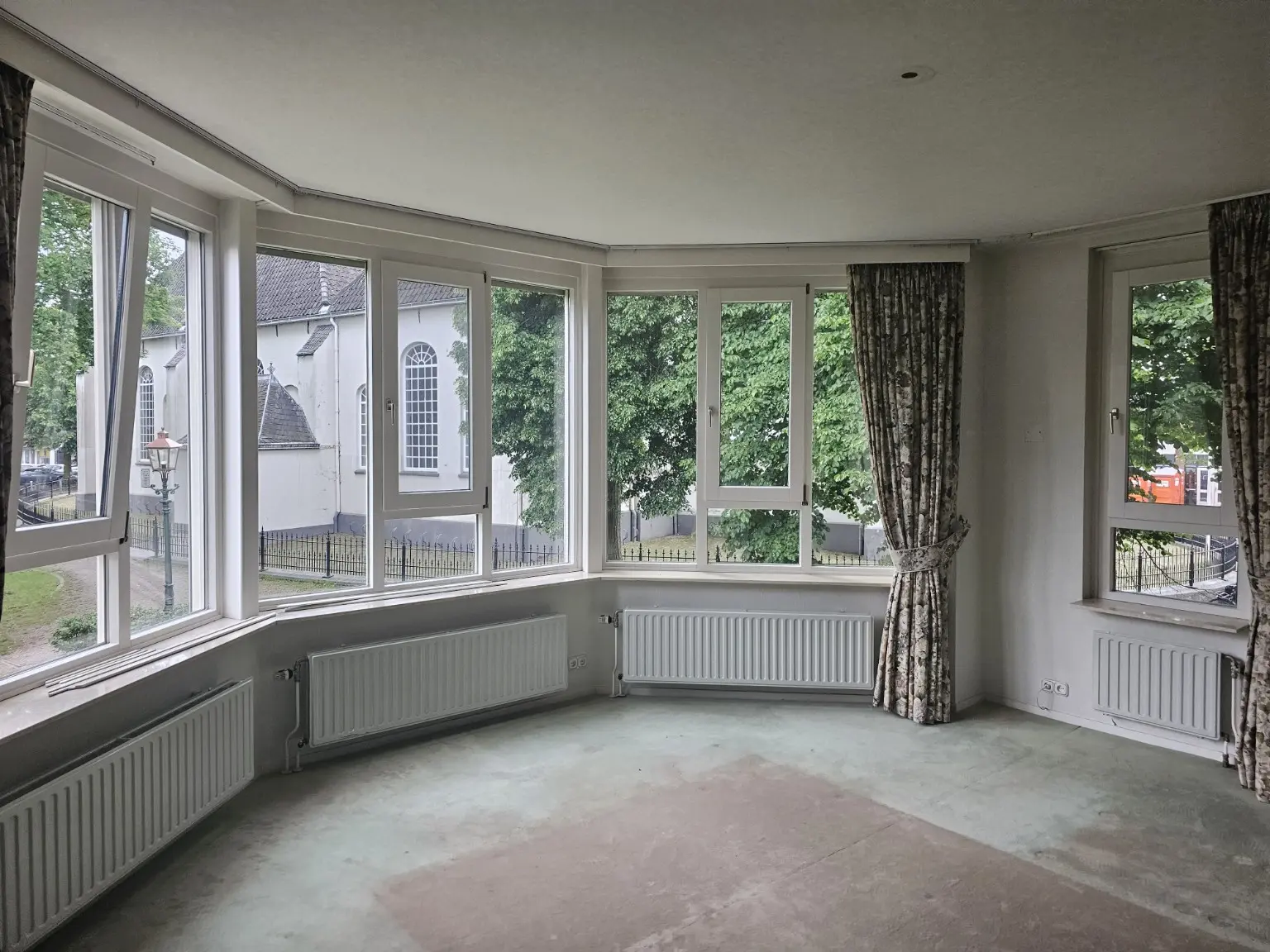 Erker na plaatsing van isolatieglas